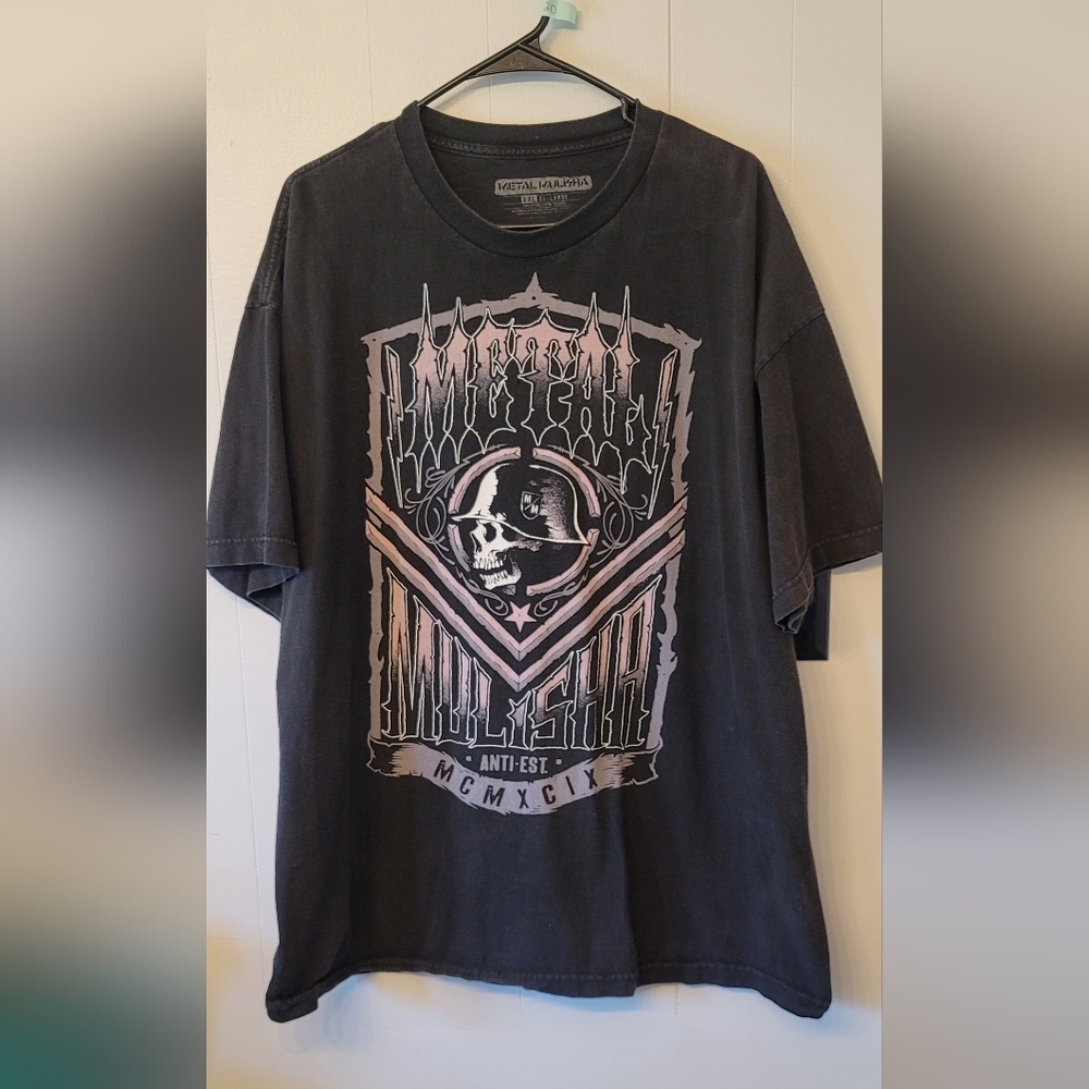 Men's XXL Metal Mulisha T-Shirt.